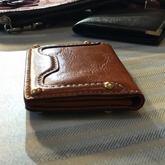 Genuine Camel color Leather card /I.d. Holder - Picture 4 of 11